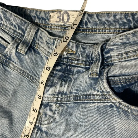 We The Free Relaxed Straight Wide Leg Button Fly Crop Jeans Sz 30 - Picture 11 of 12
